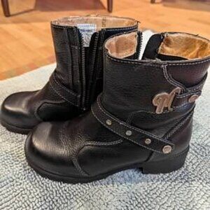 Milwaukee Leather Zip Womens boots - size 9